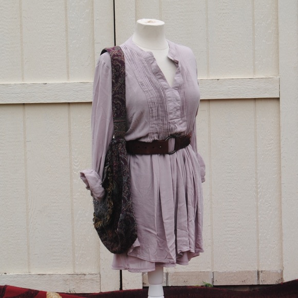 Lavender V-neck Long Sleeve Tunic - Picture 1 of 4